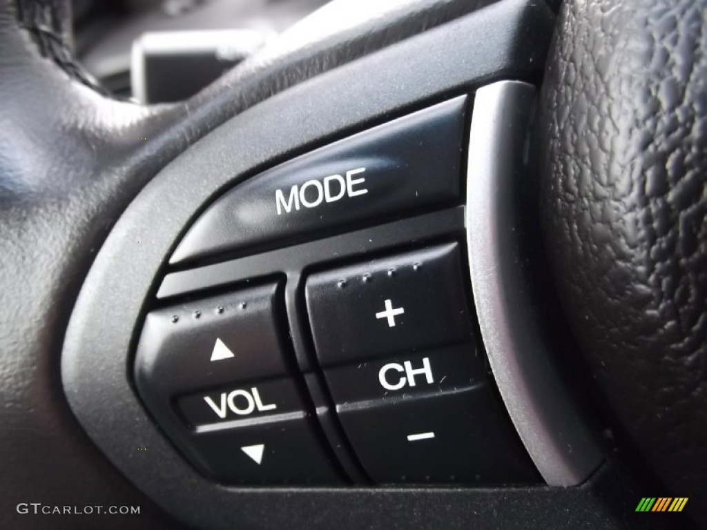 2010 Acura TSX Sedan Controls Photo #77723534