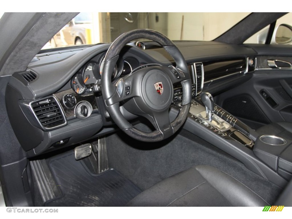Black Interior 2011 Porsche Panamera S Photo #77724792