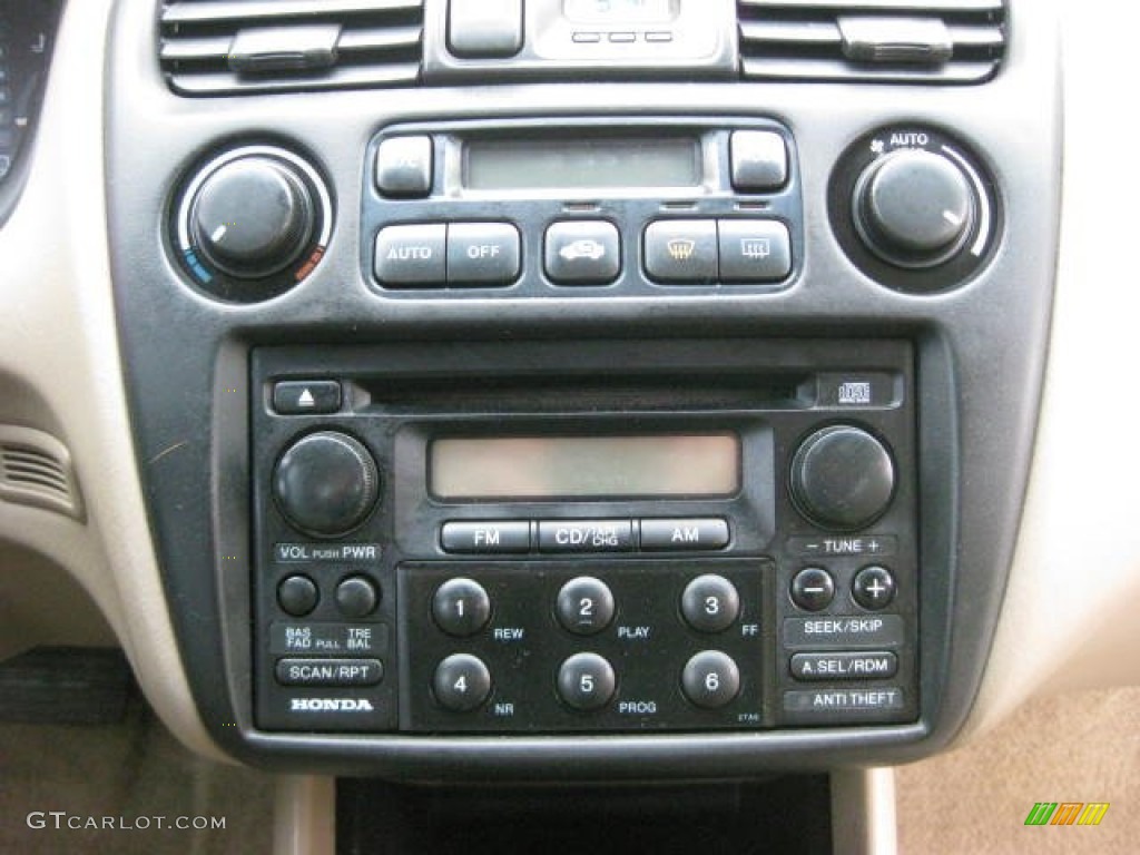 1999 Honda Accord EX V6 Coupe Controls Photos