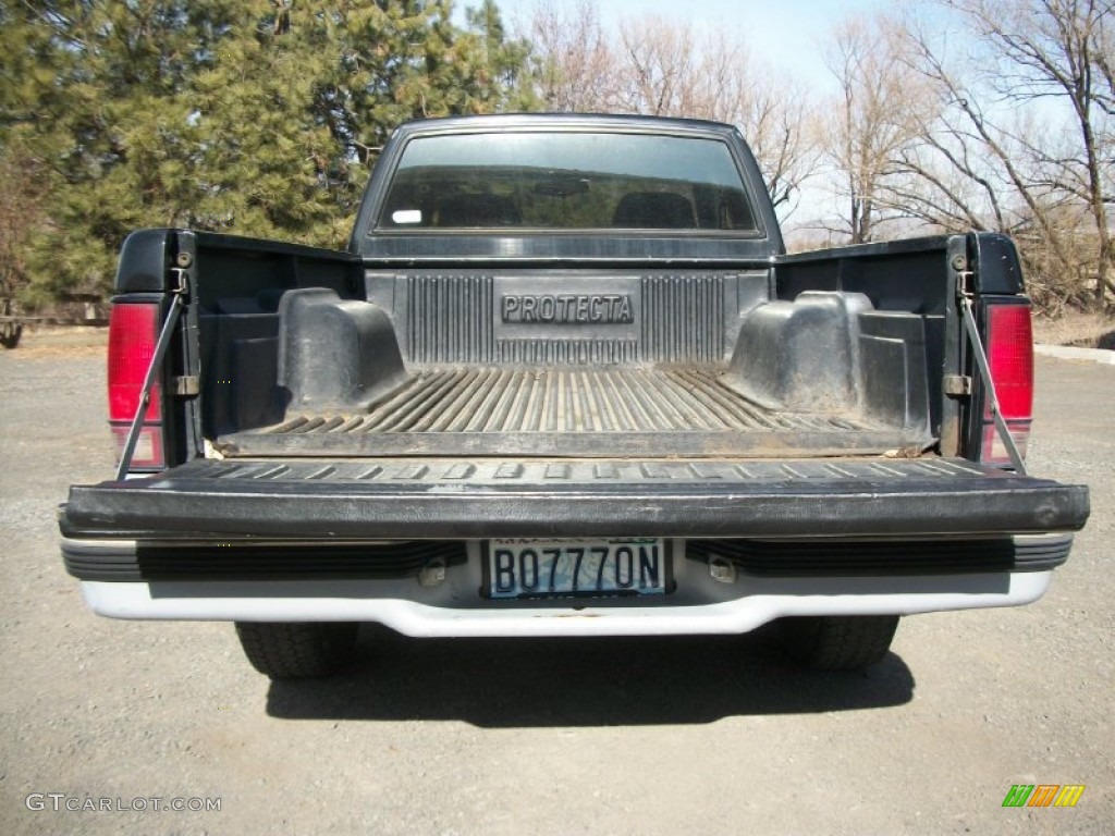 1993 S10 Extended Cab - Black / Gray photo #26