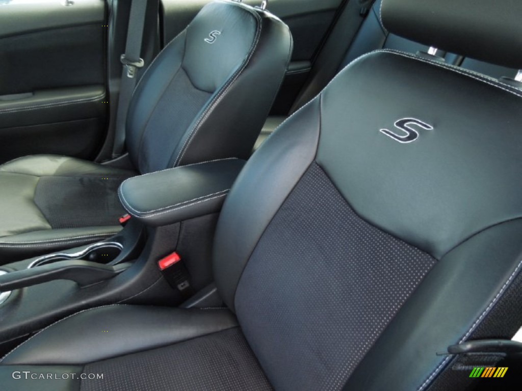 2011 Chrysler 200 S Front Seat Photo #77728213