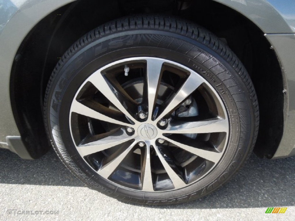 2011 Chrysler 200 S Wheel Photo #77728516