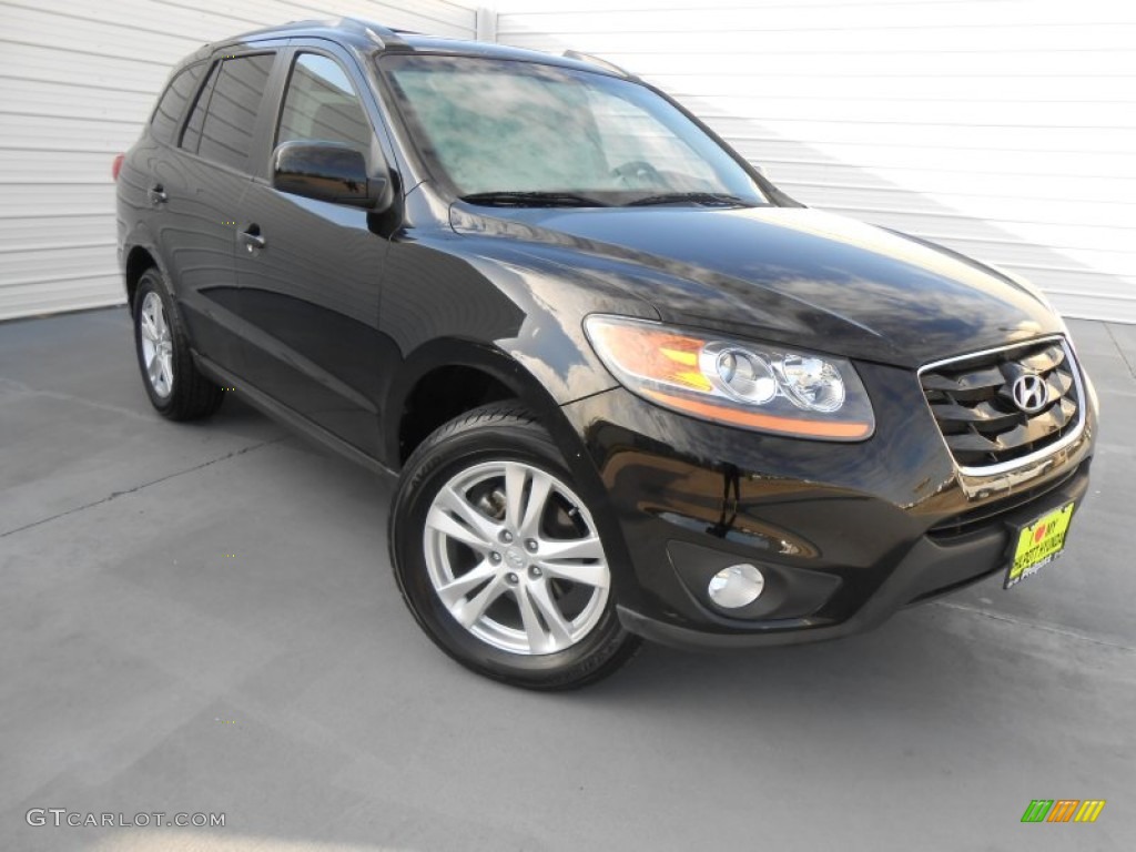 Phantom Black Metallic Hyundai Santa Fe