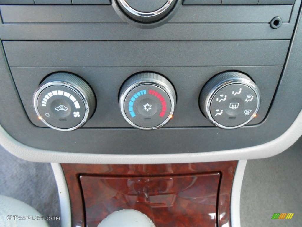 2010 Buick Lucerne CX Controls Photo #77731293