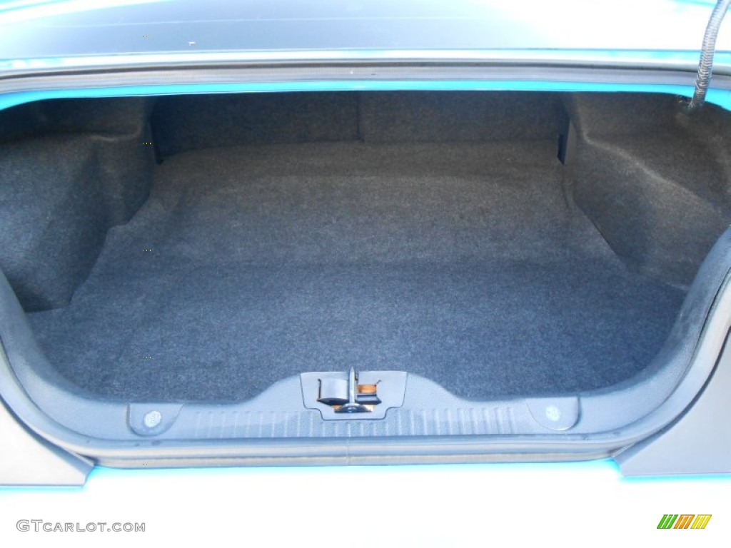 2010 Ford Mustang GT Premium Coupe Trunk Photo #77731941