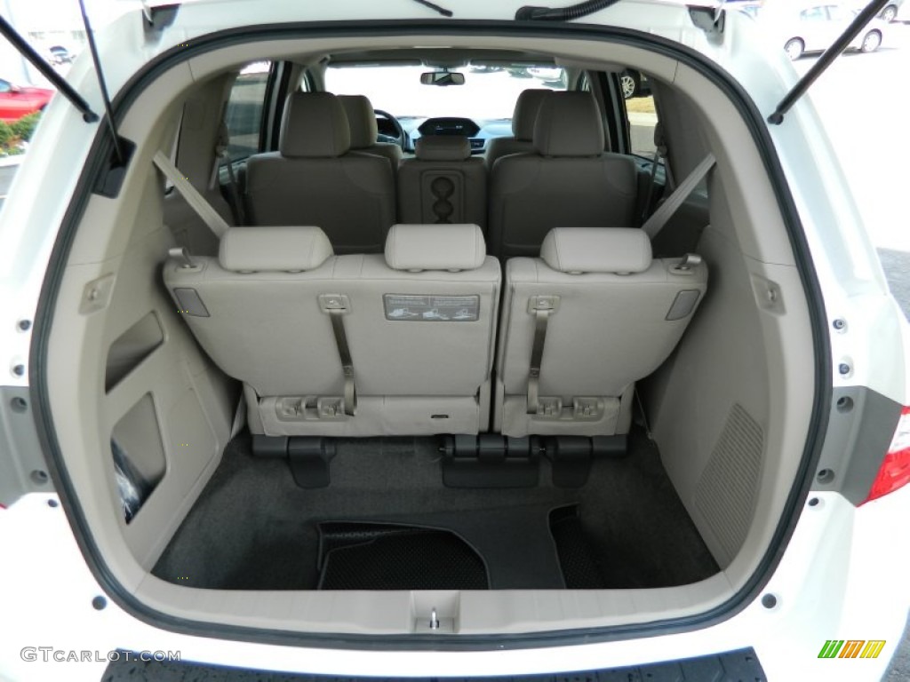 2013 Honda Odyssey EX-L Trunk Photos