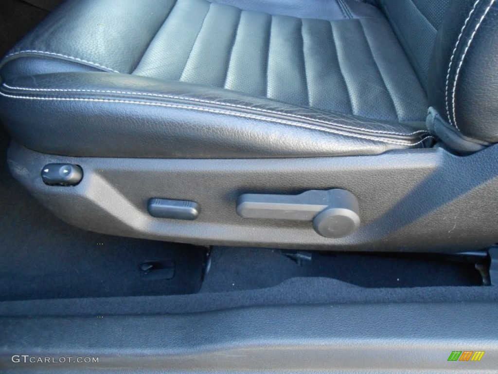 2010 Ford Mustang GT Premium Coupe Front Seat Photo #77732040