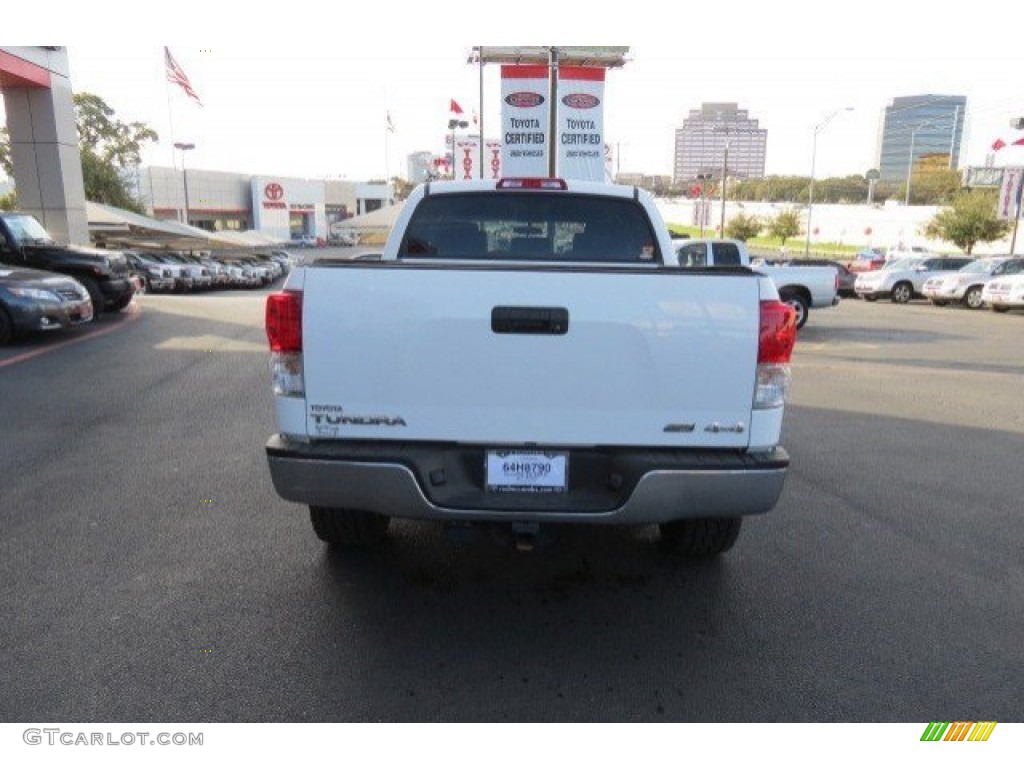 2010 Tundra SR5 CrewMax 4x4 - Super White / Black photo #6