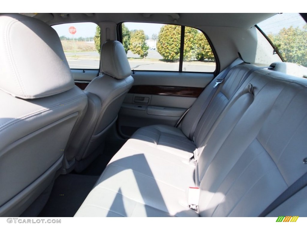 2004 Grand Marquis LS - Silver Birch Metallic / Light Flint photo #16