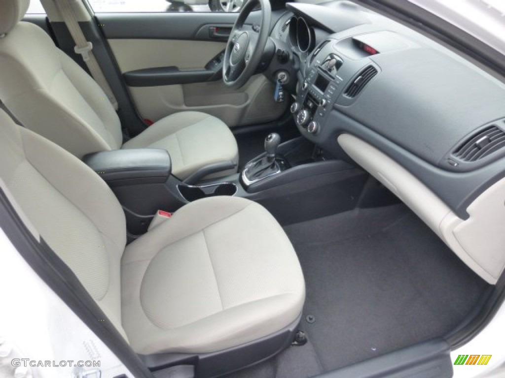 Stone Interior 2011 Kia Forte EX Photo #77734524