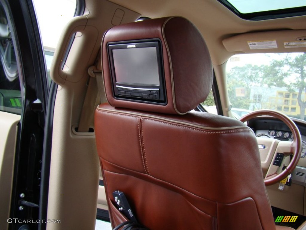 2010 F150 King Ranch SuperCrew 4x4 - Tuxedo Black / Chapparal Leather photo #17