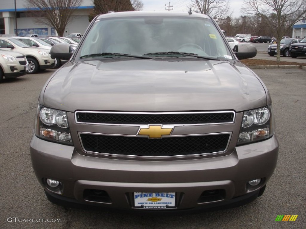 2012 Suburban LT 4x4 - Graystone Metallic / Light Titanium/Dark Titanium photo #2