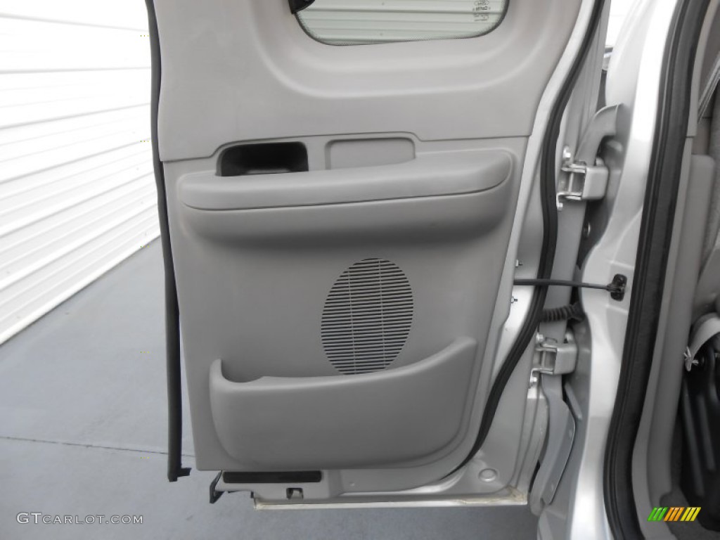 2003 F150 XLT SuperCab - Silver Metallic / Medium Graphite Grey photo #24