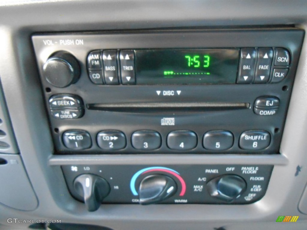 2003 Ford F150 XLT SuperCab Controls Photo #77735700