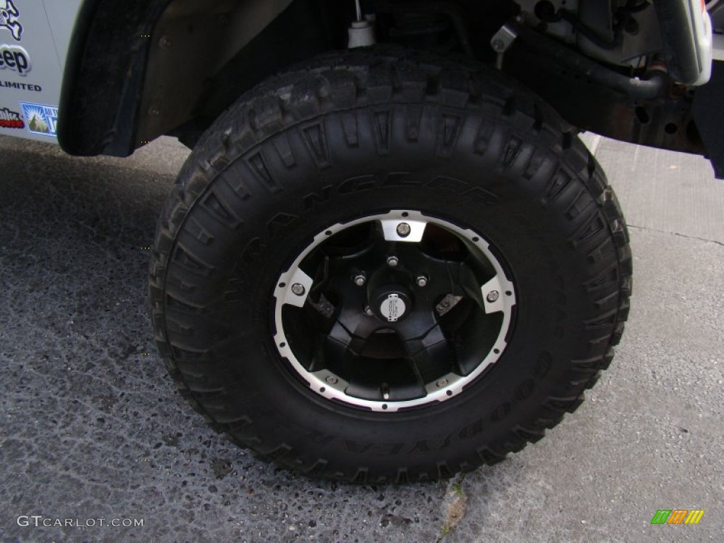 2005 Jeep Wrangler Unlimited 4x4 Custom Wheels Photos