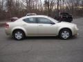 White Gold - Avenger SXT Photo No. 7