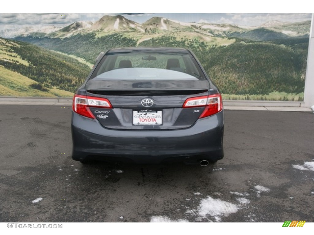 2013 Camry SE - Magnetic Gray Metallic / Black/Ash photo #4