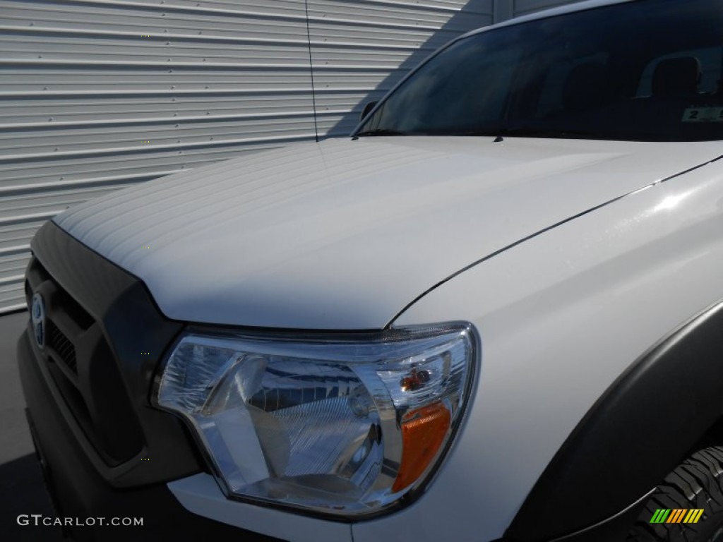 2013 Tacoma V6 Prerunner Double Cab - Super White / Graphite photo #12