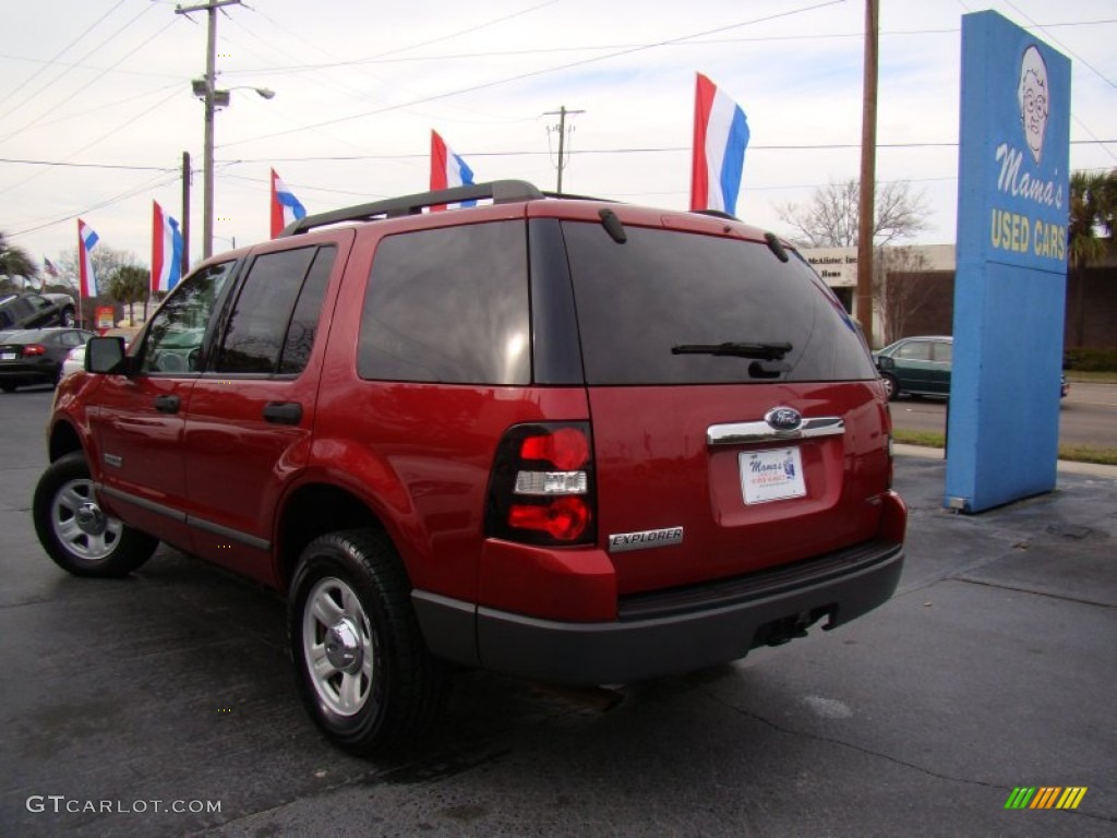 2006 Explorer XLS - Redfire Metallic / Camel photo #28