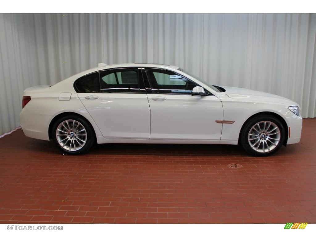 Alpine White 2013 BMW 7 Series 740i Sedan Exterior Photo #77739423
