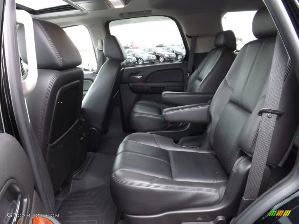 2009 GMC Yukon SLT 4x4 Rear Seat Photos