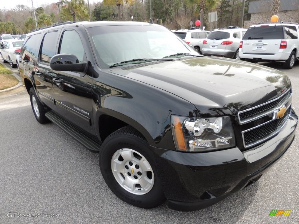 2013 Suburban LT - Black / Light Titanium/Dark Titanium photo #1