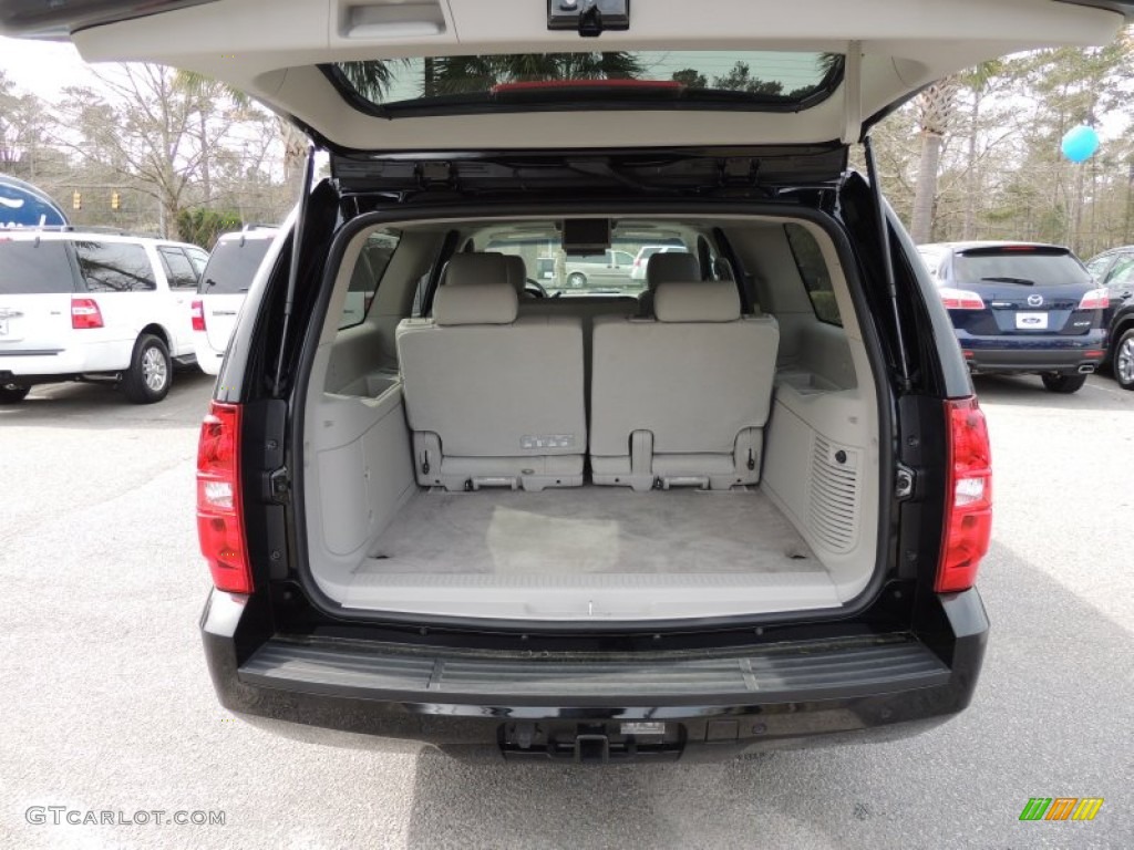 2013 Chevrolet Suburban LT Trunk Photo #77741113