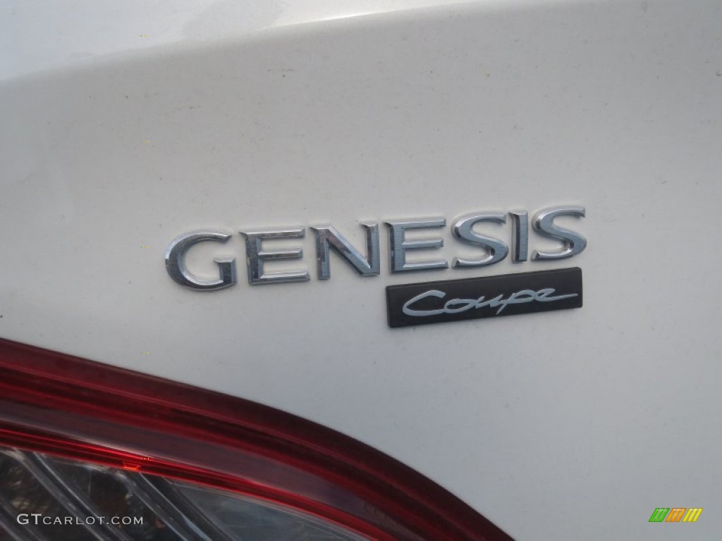 2013 Genesis Coupe 2.0T Premium - White Satin Pearl / Gray Leather/Gray Cloth photo #14
