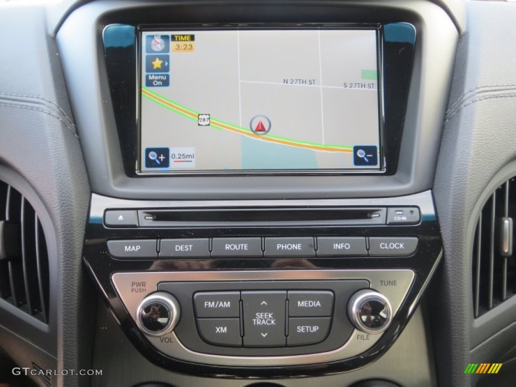 2013 Hyundai Genesis Coupe 2.0T Premium Navigation Photos