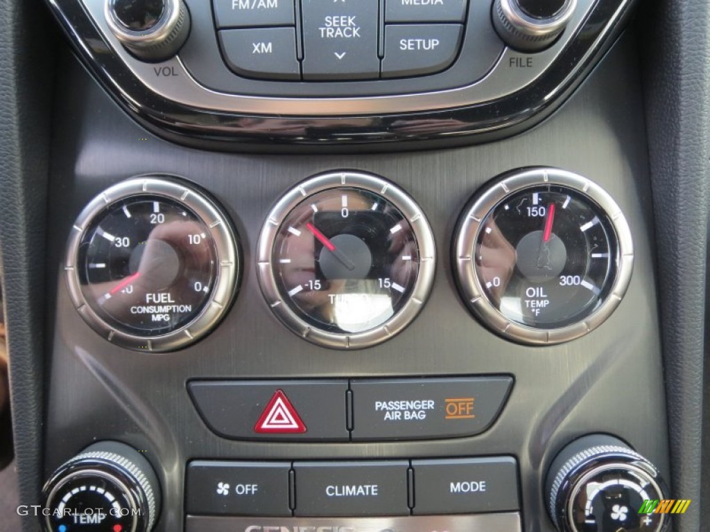 2013 Hyundai Genesis Coupe 2.0T Premium Controls Photo #77741514