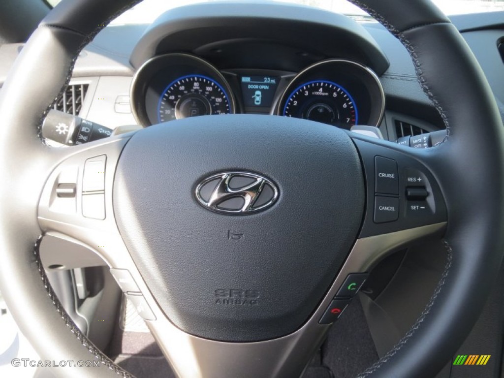 2013 Hyundai Genesis Coupe 2.0T Premium Gray Leather/Gray Cloth Steering Wheel Photo #77741598