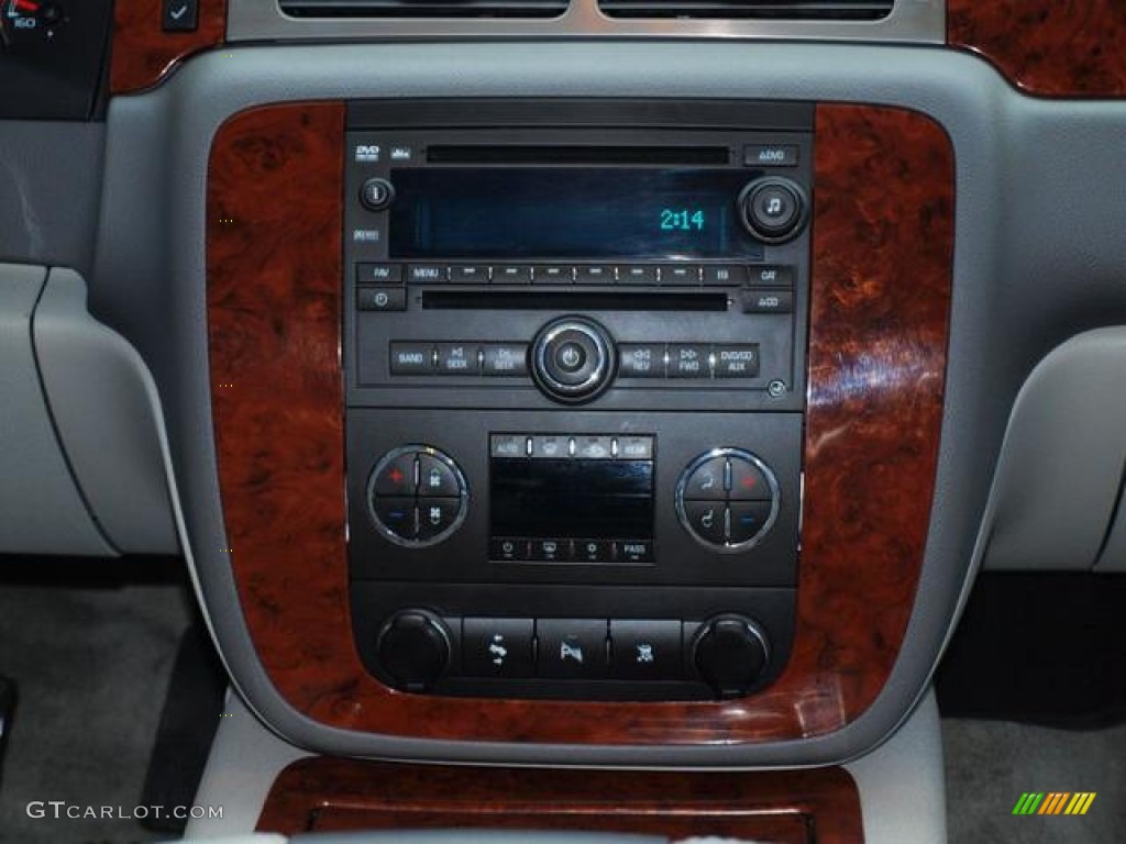 2009 Tahoe LTZ 4x4 - Red Jewel / Light Titanium photo #12