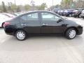Super Black - Versa 1.6 SV Sedan Photo No. 12