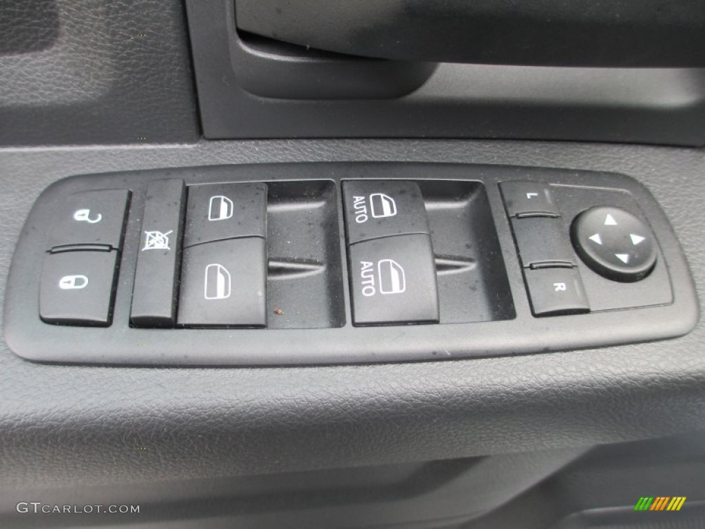 2012 Dodge Ram 1500 ST Quad Cab 4x4 Controls Photo #77743317