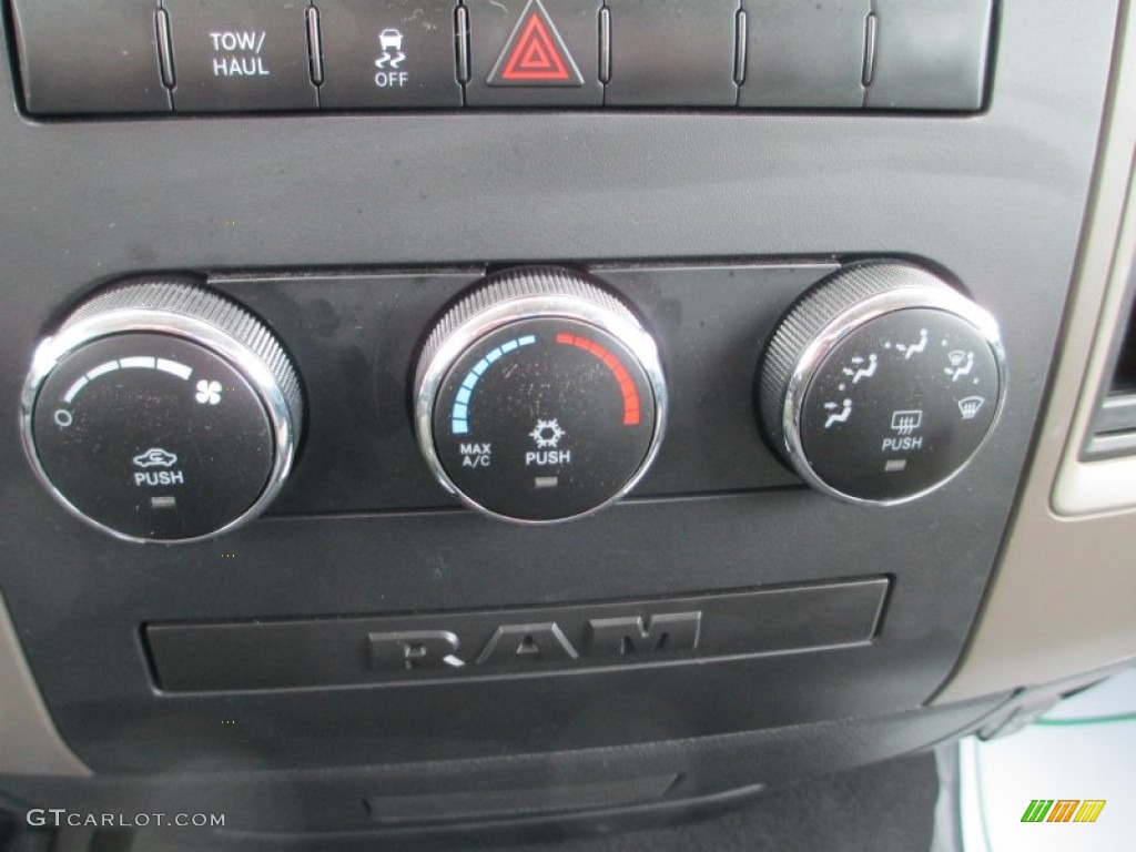 2012 Dodge Ram 1500 ST Quad Cab 4x4 Controls Photo #77743533