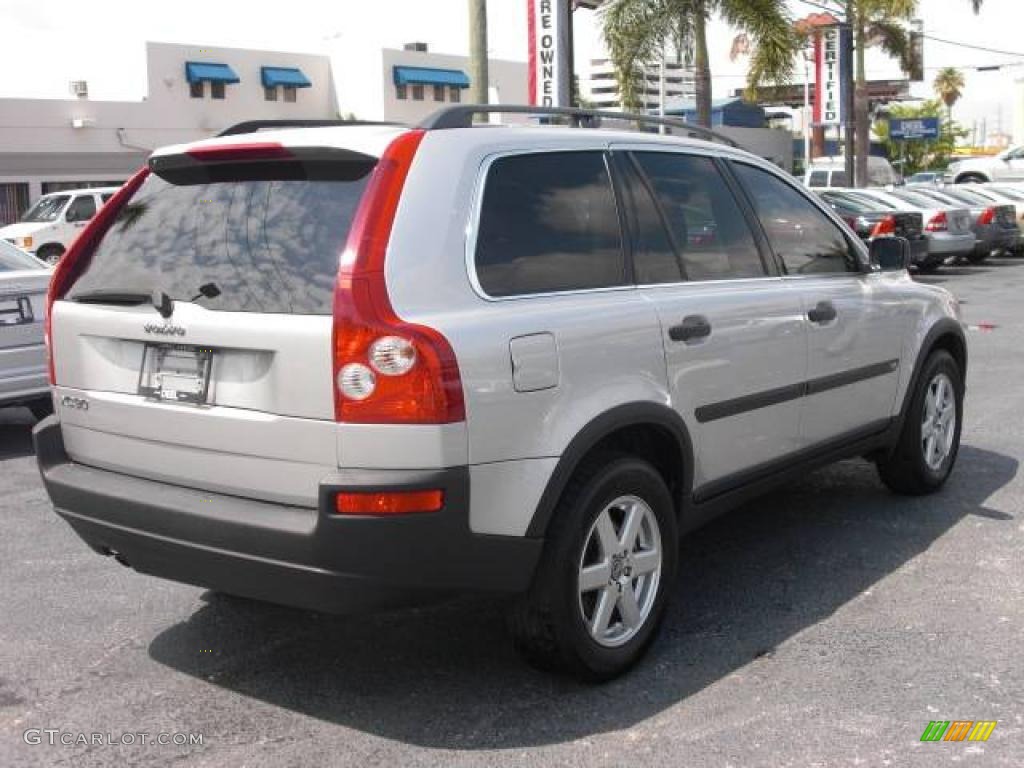 2006 XC90 2.5T - Silver Metallic / Taupe/Light Taupe photo #3