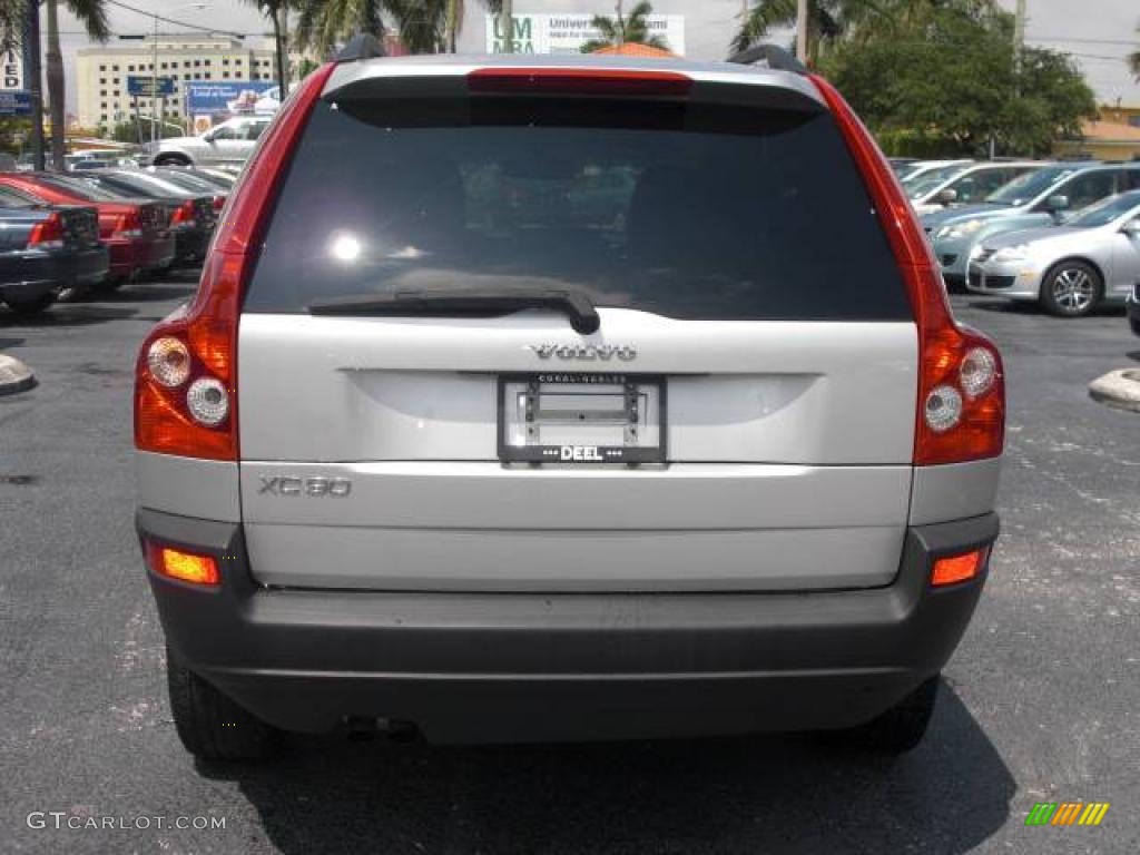 2006 XC90 2.5T - Silver Metallic / Taupe/Light Taupe photo #4