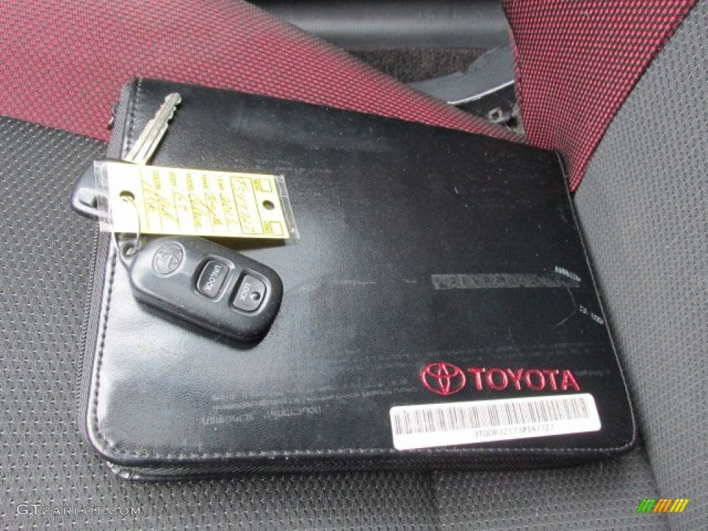 2003 Toyota Celica GT Books/Manuals Photo #77744409