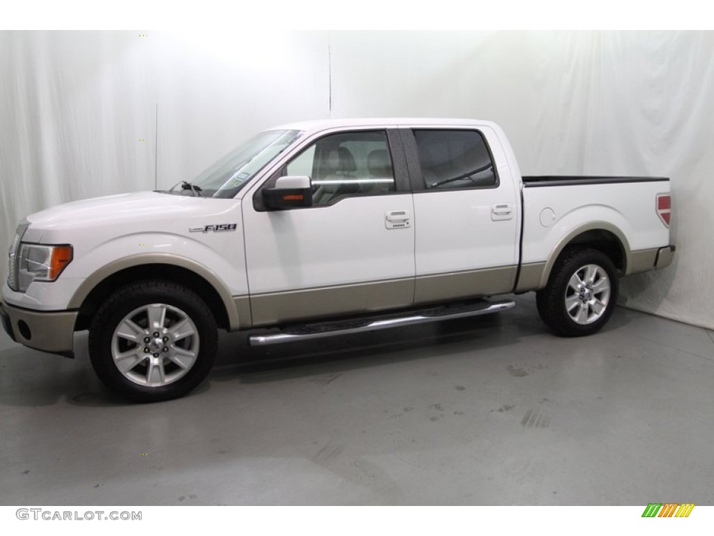 2010 F150 Lariat SuperCrew - Oxford White / Tan photo #2