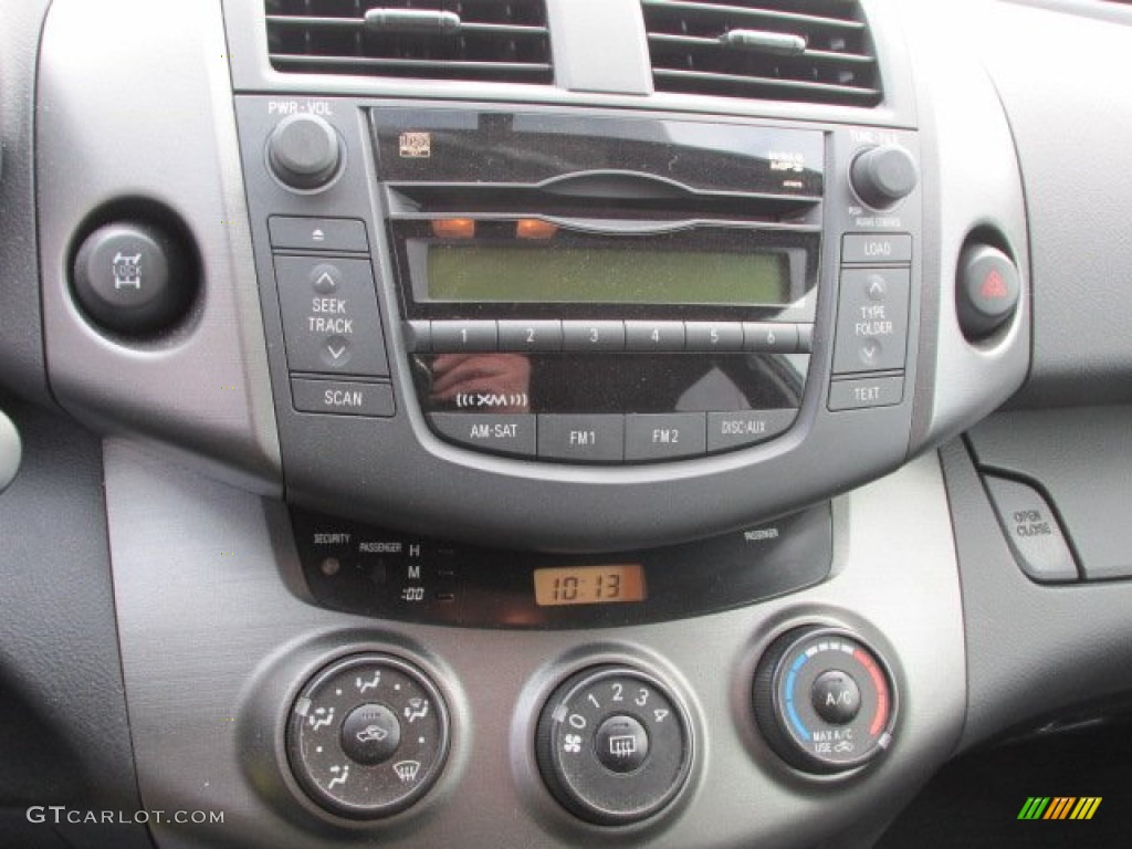 2011 Toyota RAV4 Sport 4WD Controls Photos