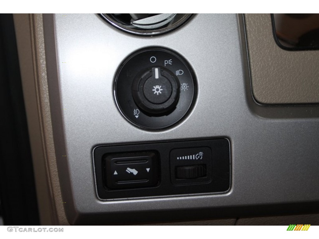 2010 F150 Lariat SuperCrew - Oxford White / Tan photo #28