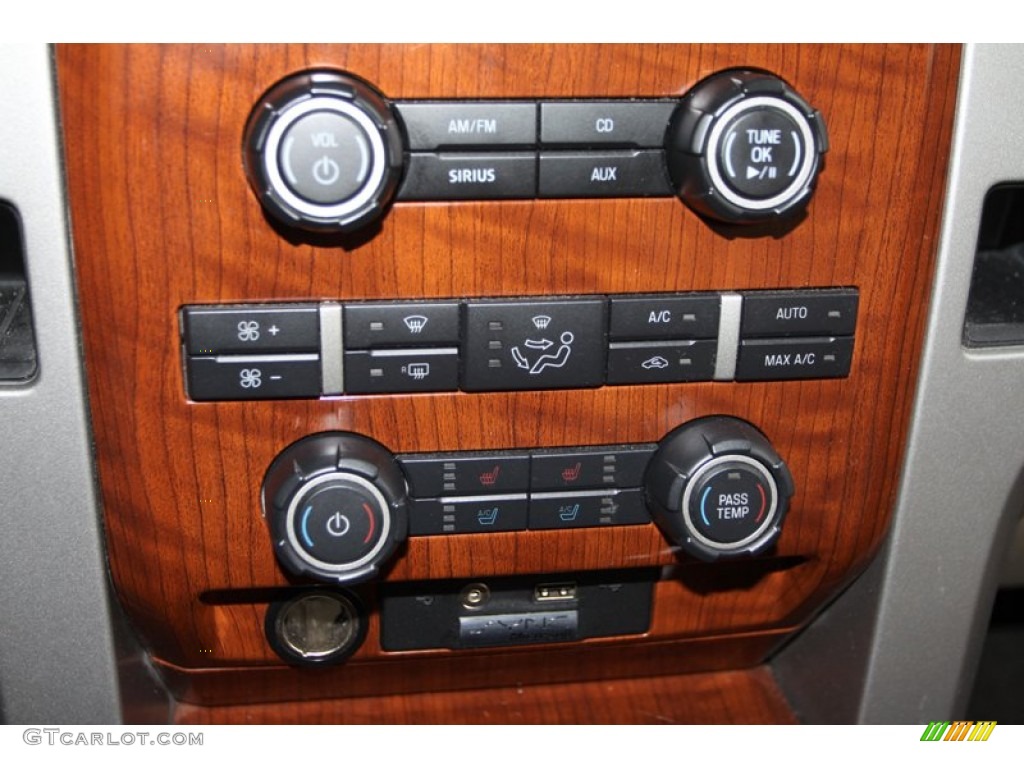 2010 F150 Lariat SuperCrew - Oxford White / Tan photo #32