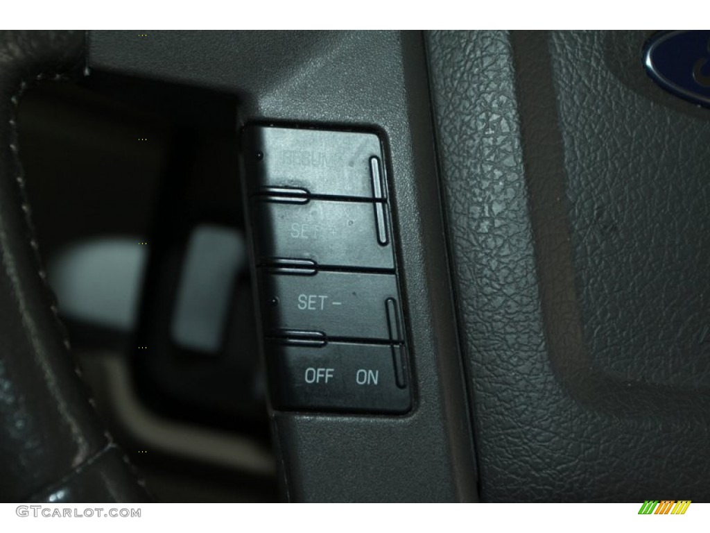 2010 F150 Lariat SuperCrew - Oxford White / Tan photo #41
