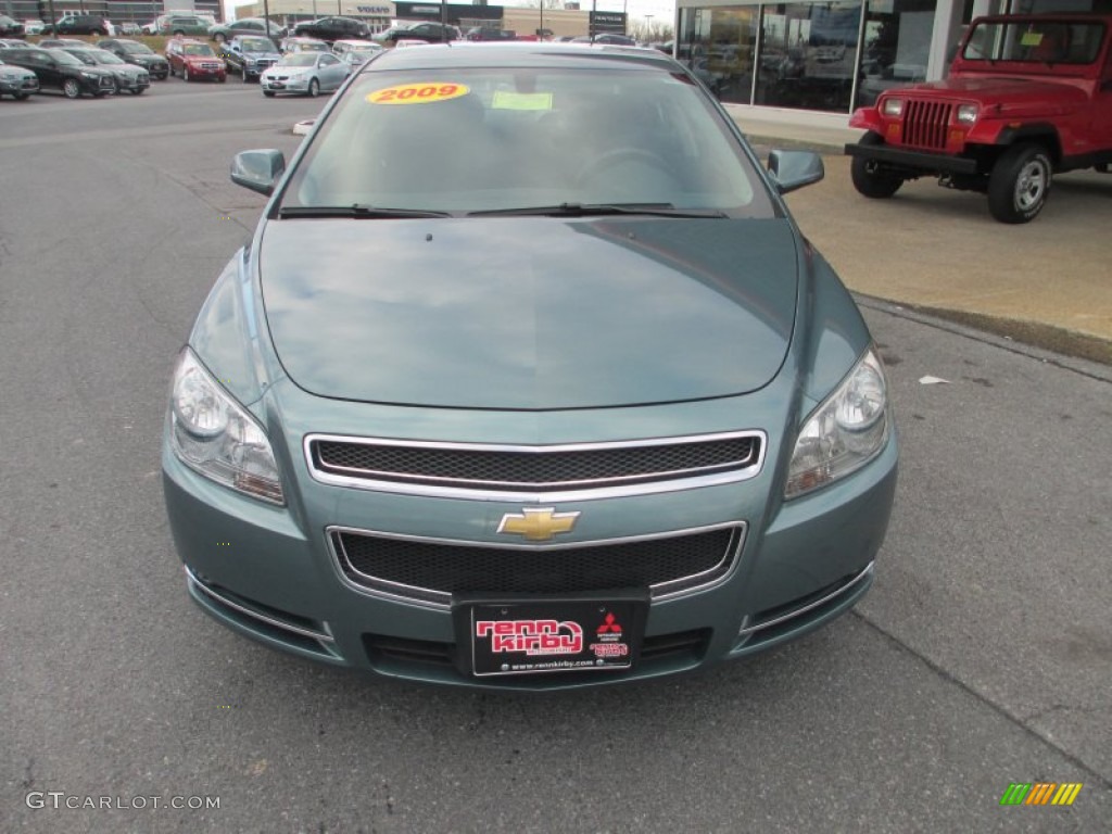 2009 Malibu LT Sedan - Silver Moss Metallic / Ebony photo #2