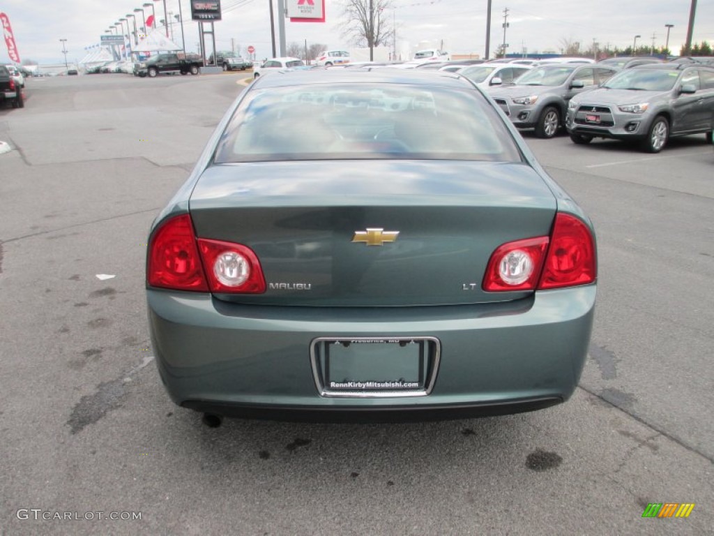 2009 Malibu LT Sedan - Silver Moss Metallic / Ebony photo #6
