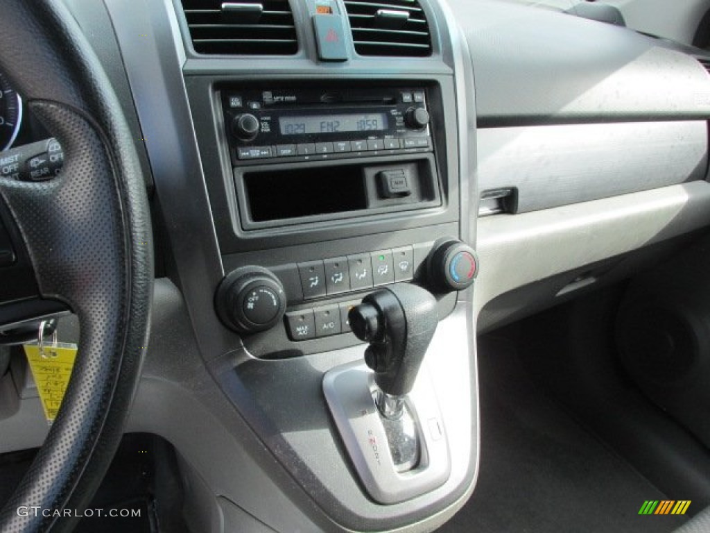 2007 Honda CR-V LX 4WD Controls Photo #77748250