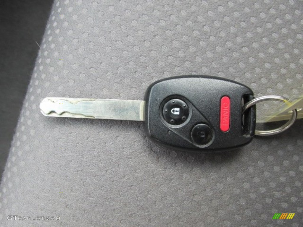2007 Honda CR-V LX 4WD Keys Photos
