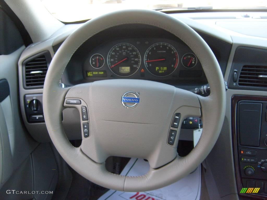 2007 V70 2.5T - Willow Green Metallic / Taupe/Light Taupe photo #21