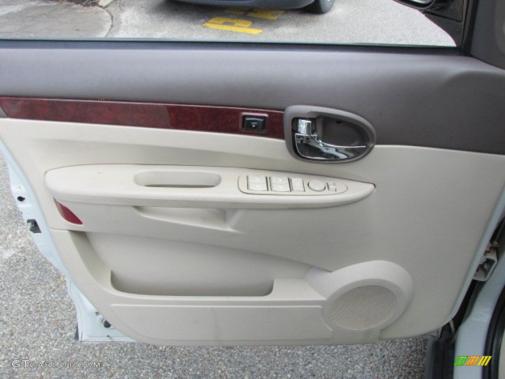 2006 Buick Rendezvous CX Door Panel Photos