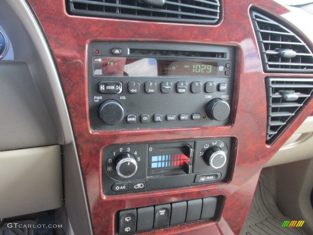 2006 Buick Rendezvous CX Controls Photo #77749029